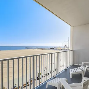 Belmont Towers 505 Apartment